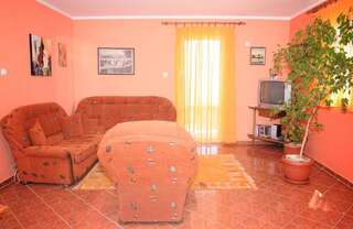 Апартаменты Apartments Trsteno Будва Апартаменты с 2 спальнями, террасой и видом на море-5