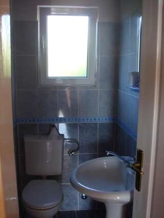 Апартаменты Apartments Trsteno Будва Апартаменты с 2 спальнями, террасой и видом на море-13